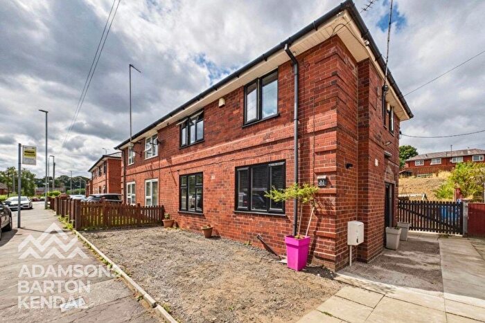3 Bedroom Semi-Detached House For Sale In Turf Hill Road, Rochdale, OL16
