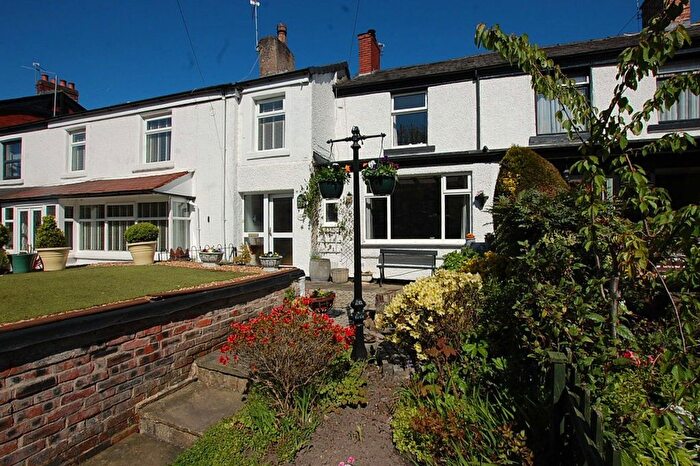 3 Bedroom Terraced House For Sale In Currier Lane, Ashton-Under-Lyne, Greater Manchester, OL6