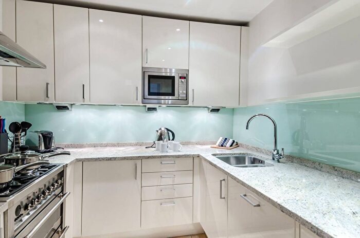 1 Bedroom Flat To Rent In Young Street, High Street Kensington, London, W8