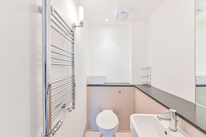 3 Bedroom Flat For Sale In Building, Woolwich Riverside, London, SE18