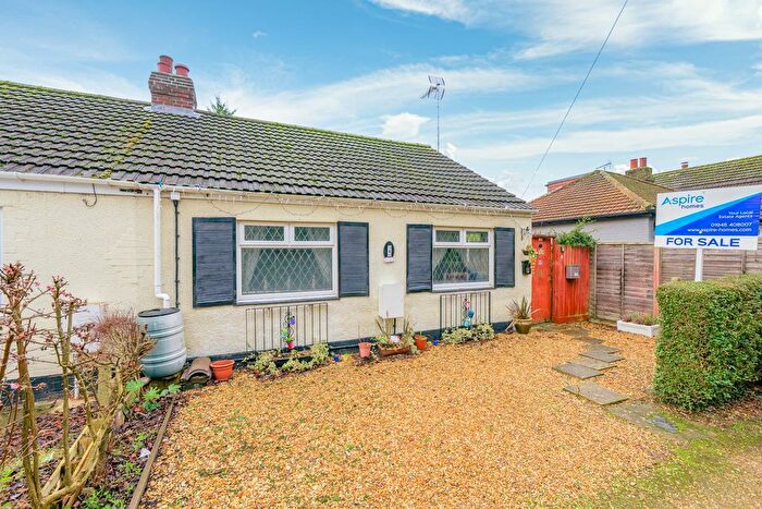 2 Bedroom Semi-Detached Bungalow For Sale In Peatlings Lane, Leverington, Wisbech, Cambridgeshire, PE13