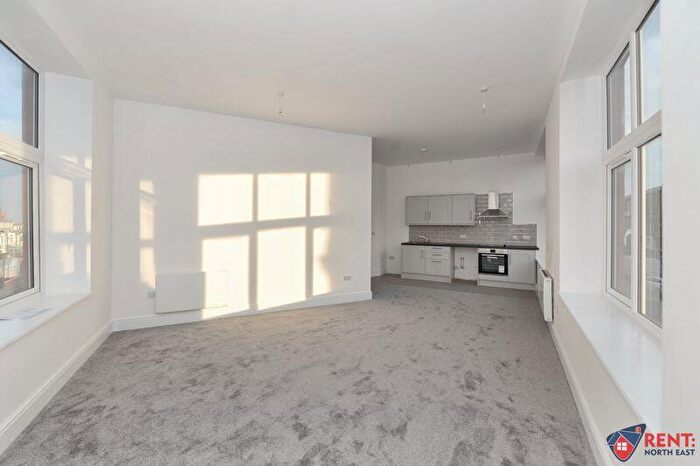 2 Bedroom Flat To Rent In South Parade, Whitley Bay, NE26