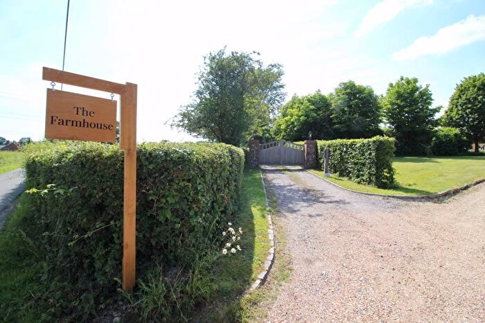 5 Bedroom Detached House For Sale In Alma Lane, Upham - Equestrian Property, SO32