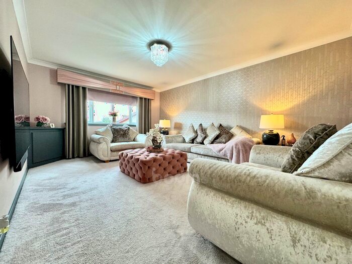 2 Bedroom Detached Bungalow For Sale In Truesdale Crescent, Drongan, Ayr, KA6