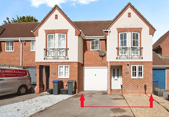 3 Bedroom End Terrace House For Sale In Chambers Avenue, Amesbury, Salisbury, SP4
