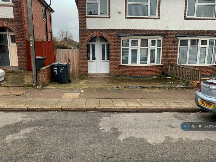 2 Bedroom Flat To Rent In Leicester, Leicester, LE2
