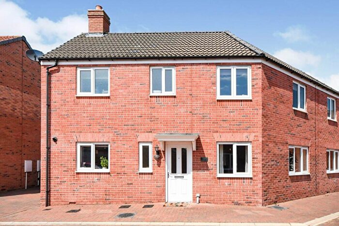 3 Bedroom Semi-Detached House To Rent In Honeysuckle Road, Witham St. Hughs, Lincoln, LN6