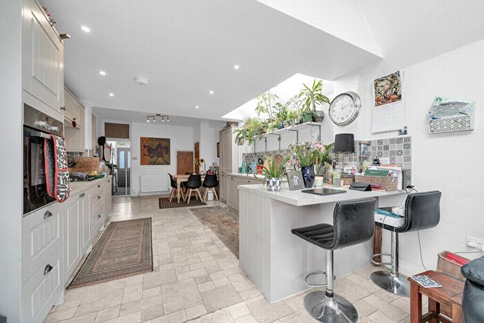3 Bedroom Terraced House For Sale In Rye Road, Peckham, SE15