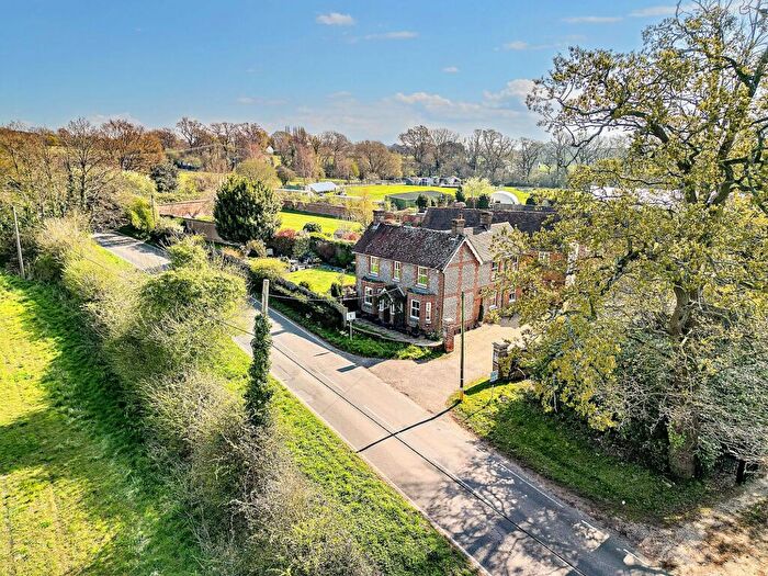 4 Bedroom Detached House For Sale In Durley Street, Durley, SO32