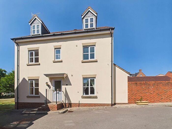 4 Bedroom End Of Terrace House For Sale In Home Orchard, Stroud, GL5