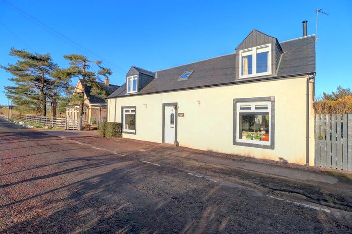 3 Bedroom Detached House For Sale In Strathaven ML10