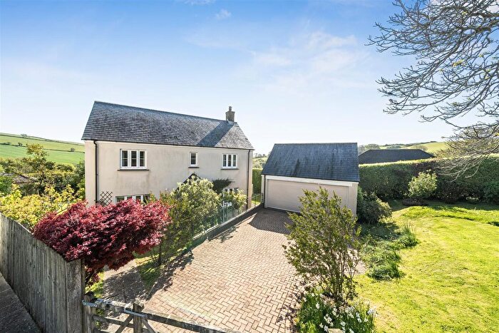 4 Bedroom Detached House For Sale In Chestnut Park, Beeson, Kingsbridge, TQ7