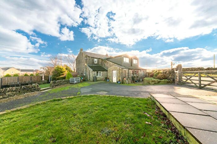 2 Bedroom Cottage For Sale In Cross Heights, Scholes, HD9