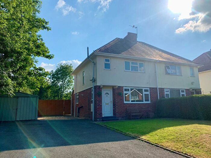 3 Bedroom House To Rent In Broadholes Lane, ST19