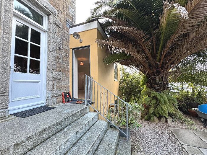 1 Bedroom Flat To Rent In Trewithen Road, Penzance, TR18