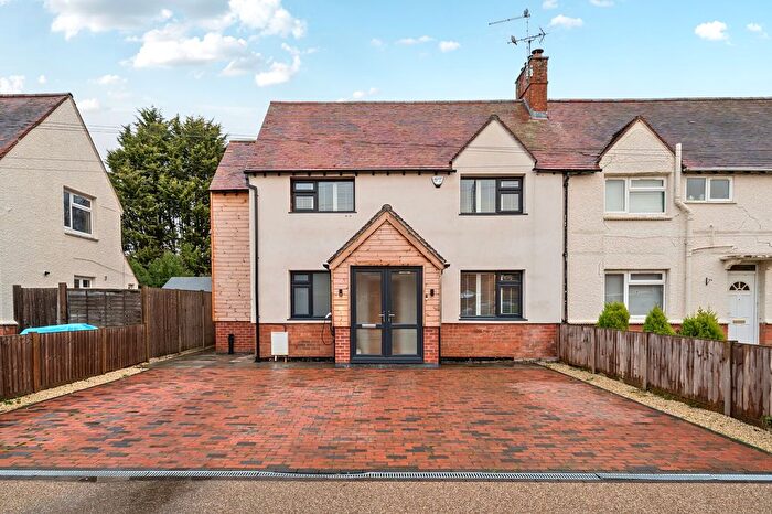 5 Bedroom Semi Detached House For Sale In Warwick Road, Wellesbourne, CV35