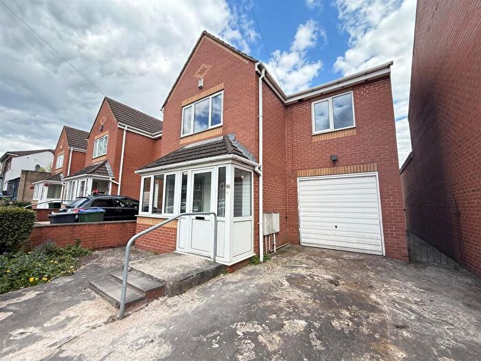 4 Bedroom Detached House To Rent In Florence Road, West Bromwich, B70