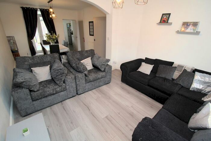 3 Bedroom Terraced House To Rent In Dunraven Street, Treherbert, Treorchy, CF42