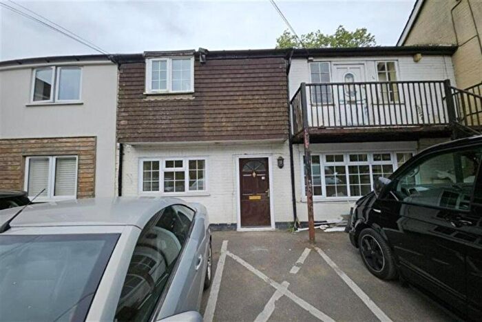 1 Bedroom Apartment To Rent In Bedroom Ground Floor Apartment In Godalming, GU7