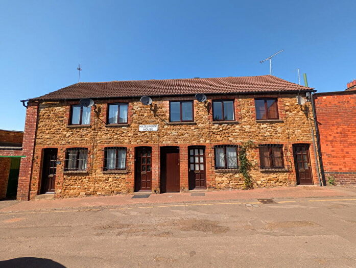 4 Bedroom Mews For Sale In - Hazelwood House, Kettering, NN16