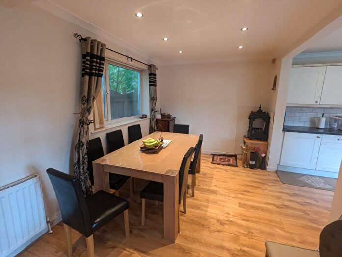 4 Bedroom House To Rent In Milbank Road, West End, Darlington, DL3