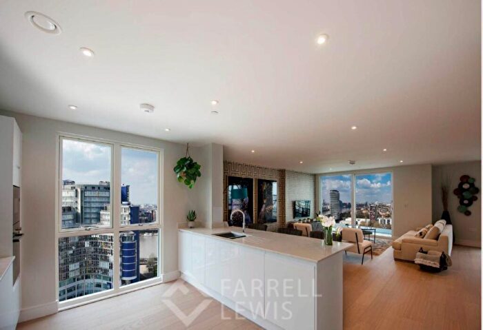2 Bedroom Apartment To Rent In York Road, Battersea, SW11