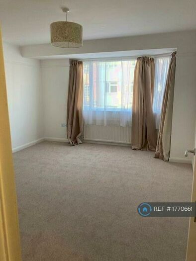 2 Bedroom Flat To Rent In Danes Gate, Harrow, HA1
