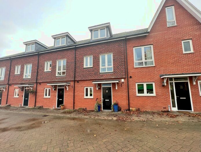 3 Bedroom Property To Rent In Newlands Way, Cholsey, Wallingford, OX10