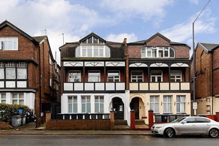 1 Bedroom Flat To Rent In Willesden Lane, London, NW2