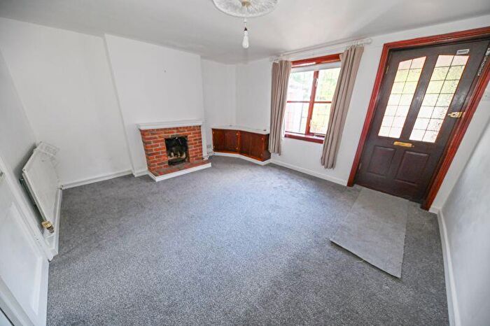2 Bedroom Cottage For Sale In Whichers Gate Road, Rowlands Castle, PO9
