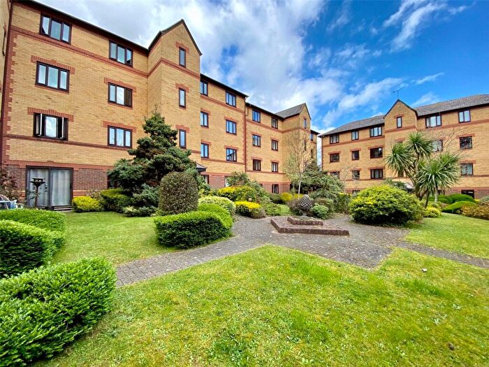 1 Bedroom Apartment For Sale In Caslon Court, Redcliffe, Bristol, BS1