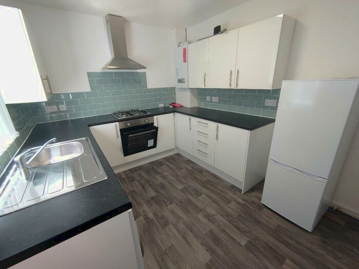 4 Bedroom Terraced House To Rent In Hannan Road, Liverpool, L6