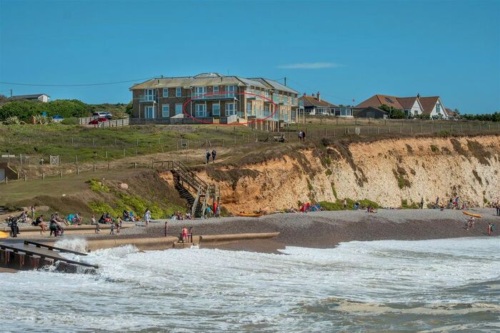 3 Bedroom Flat For Sale In Afton Down, Freshwater, PO40