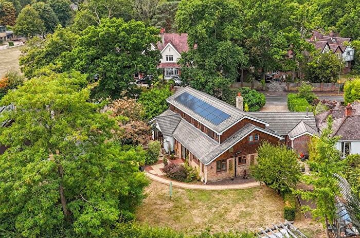 5 Bedroom Detached House For Sale In Merdon Avenue, Hiltingbury, Chandler's Ford, SO53