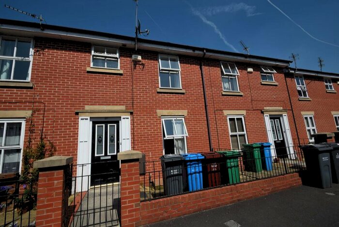 3 Bedroom Terraced House To Rent In Heron Street, Hulme, Manchester, M15