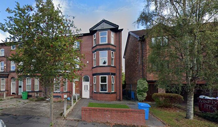 2 Bedroom Duplex To Rent In £pppw, Egerton Road, Manchester, M14