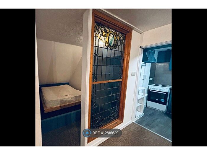 1 Bedroom Flat To Rent In The St, Lewes, BN8