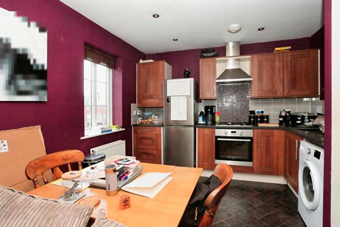 2 Bedroom Flat For Sale In Molyneux Square, Hampton Vale, Peterborough, PE7