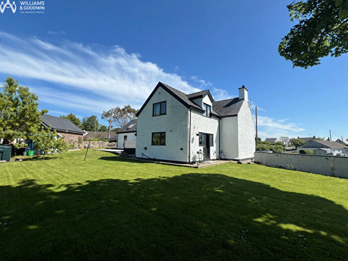 4 Bedroom Detached House For Sale In Talwrn, Llangefni, Anglesey, LL77