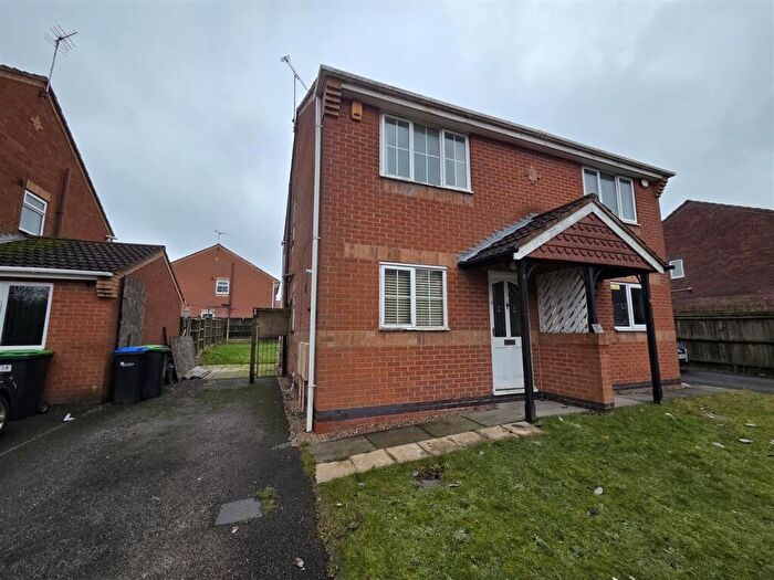 2 Bedroom Semi Detached House For Sale In Lindleys Lane, Kirkby-in-Ashfield, Nottingham, NG17