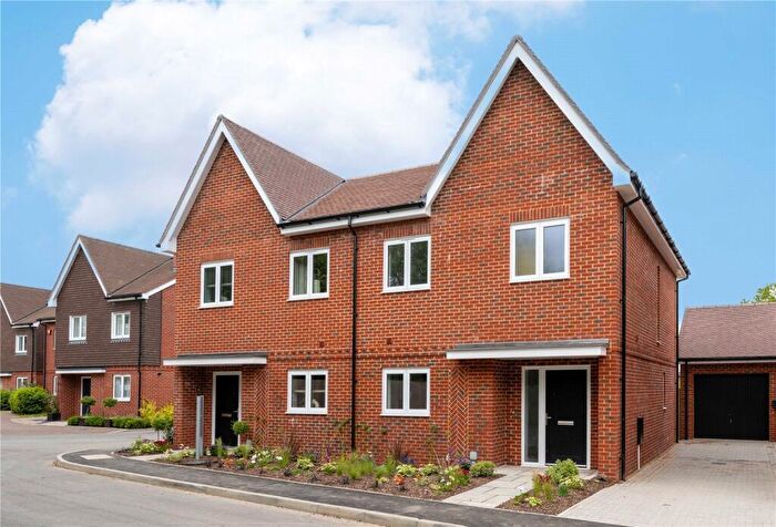 3 Bedroom Semi-Detached House For Sale In South Chailey, Lewes, BN8