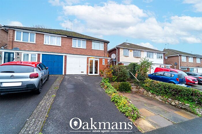3 Bedroom Semi-Detached House For Sale In Spinney Close, Birmingham, West Midlands, B31