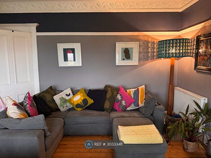3 Bedroom Flat To Rent In West Kilbride, West Kilbride, KA23