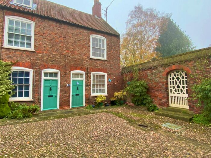 2 Bedroom Terraced House To Rent In Spain Court, Boston, PE21