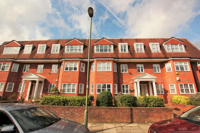 3 Bedroom Flat To Rent In Audley Park, Neeld Crescent, Hendon, NW4