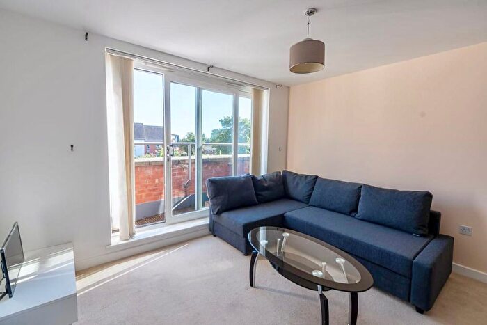 2 Bedroom Flat To Rent In Nazareth Court, Lenton, NG7