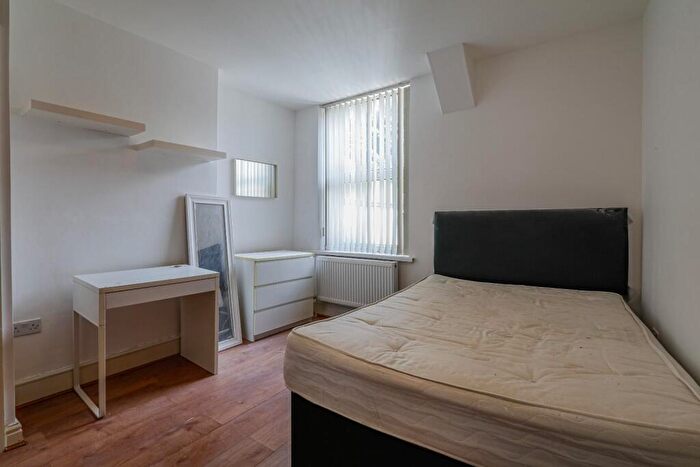 1 Bedroom Private Halls To Rent In Colum Road, Cathays, CF10