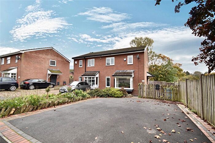 3 Bedroom Semi Detached House For Sale In George Street, Shaw, Oldham, Greater Manchester, OL2