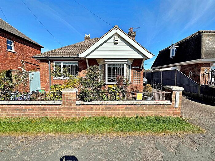 2 Bedroom Detached Bungalow For Sale In Holton Road, Tetney, Grimsby, Lincs, DN36