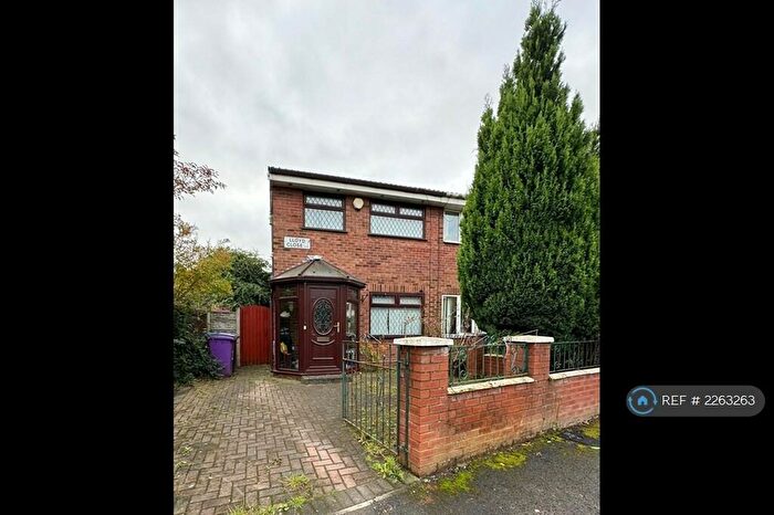3 Bedroom Semi-Detached House To Rent In Lloyd Close, Liverpool, L6